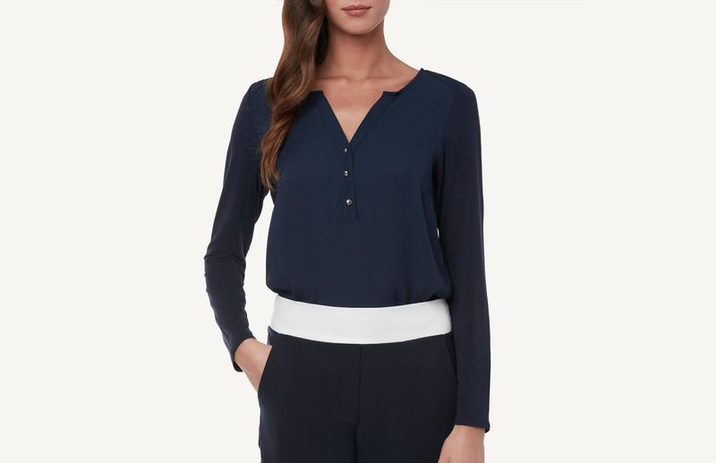 CL109G_1467_1-CAMISOLA-DE-MANGA-COMPRIDA-COM-BOTOES-DOURADOS
