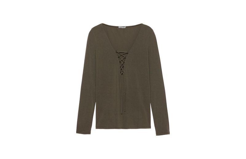 CL111H_6907_10-CAMISOLA-EM-MODAL-COM-LACOS