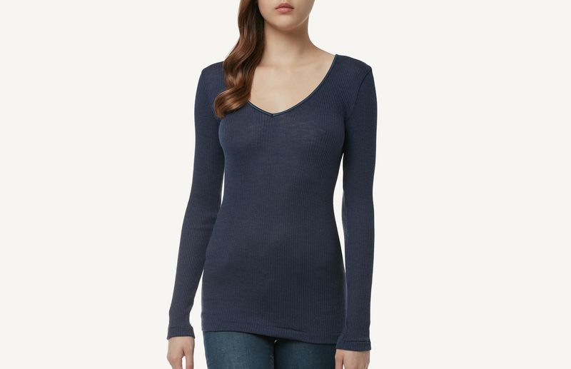 CLD49A_3094_1-CAMISOLA-DE-LA-E-SEDA-COM-DECOTE-EM-V-DE-CETIM