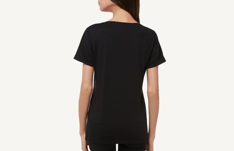 CM119A_019_2-CAMISOLA-DE-ALGODAO-SUPIMA®-COM-APLICACAO-FLORAL
