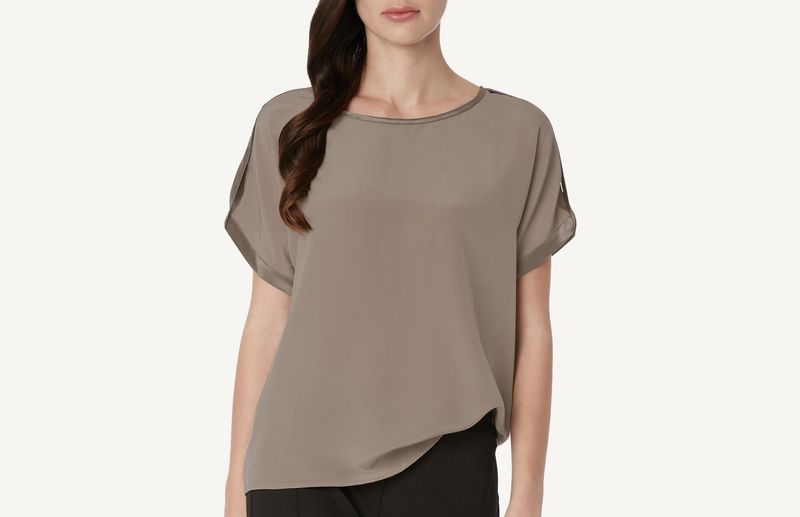 CM121A_7861_1-CAMISOLA-DE-SEDA-DRAGONAS-OMBROS