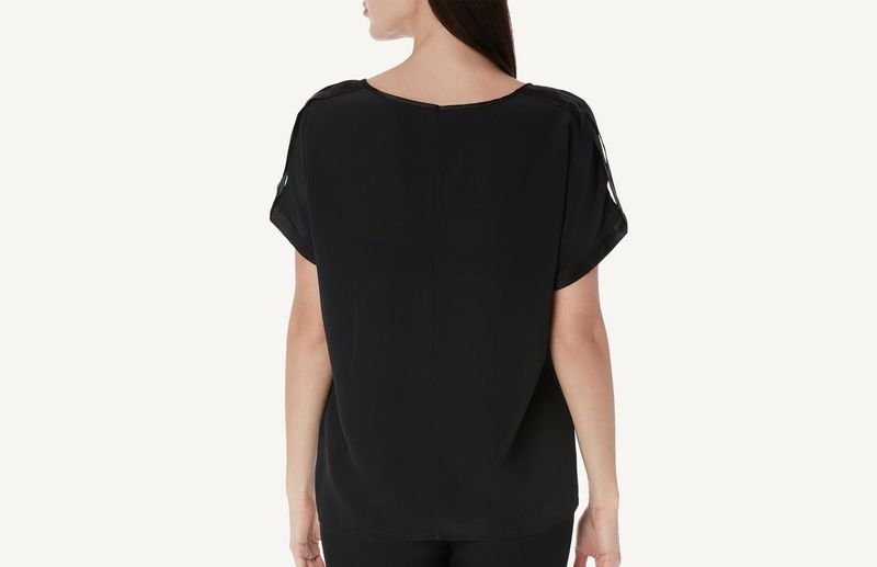 CM121A_019_2-CAMISOLA-DE-SEDA-DRAGONAS-OMBROS