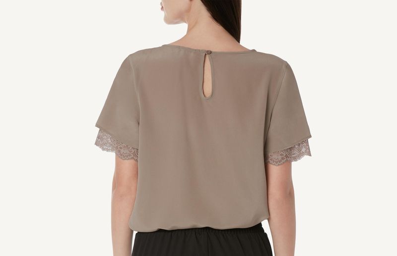 CM121B_7861_2-CAMISOLA-DE-CREPE-DE-SEDA-E-RENDA