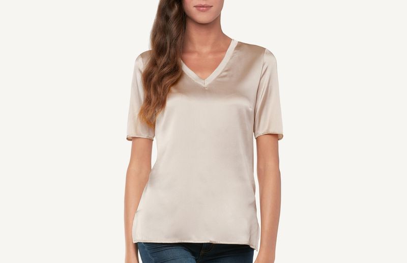 CMD72V_2280_1-CAMISOLA-EM-SEDA-E-MODAL-MANGA-CURTA-DECOTE-EM-V