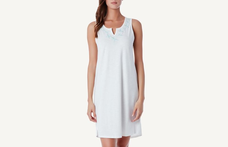 PCN3D1_2127_1-CAMISA-DE-NOITE-COM-BORDADO