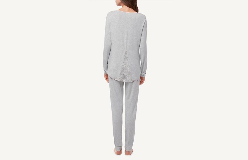 PLD744_6705_2-PIJAMA-COMPRIDO-COM-COSTAS-DE-RENDA