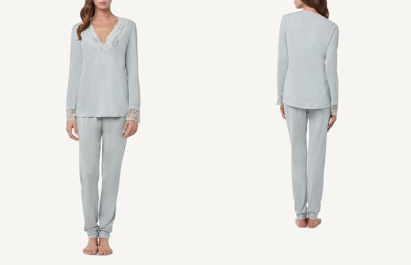 PLD747_6679_3-PIJAMA-COMPRIDO-COM-APLICACOES-DE-RENDA