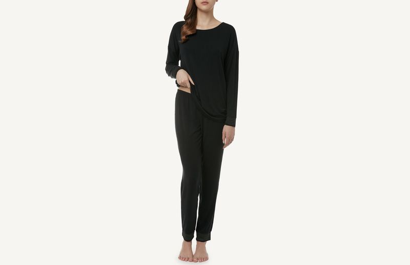 PLD757_019_1-PIJAMA-COMPRIDO-MICROMODAL-COM-APLICACAO-RENDA