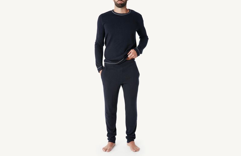 PLU457_800_1-PIJAMA-COMPRIDO-HOMEM-TRICO-COM-PERFIS-EM-COR-CONTRASTANTE