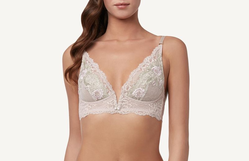 RBD1240_6675_1-SUTIA-BALCONETTE-ETHEREAL-LACE