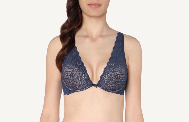 RID89L_3094_1-SOUTIEN-ELENA-COM-ARO-EM-RENDA