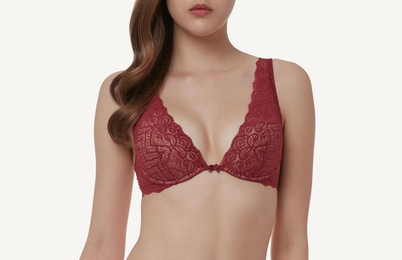 RID89L_7272_1-SOUTIEN-ELENA-COM-ARO-EM-RENDA