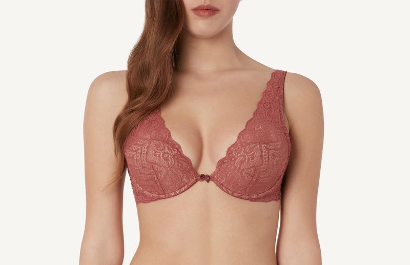 RID89L_7856_1-SOUTIEN-ELENA-COM-ARO-EM-RENDA