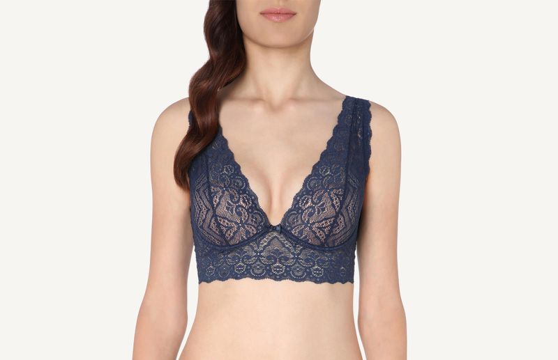 RID89T_3094_1-SOUTIEN-ELEONORA-COM-ARO-EM-RENDA