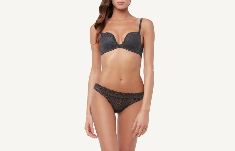 RPD89N_7210_3-SOUTIEN-PUSH-UP-MONICA-EM-RENDA