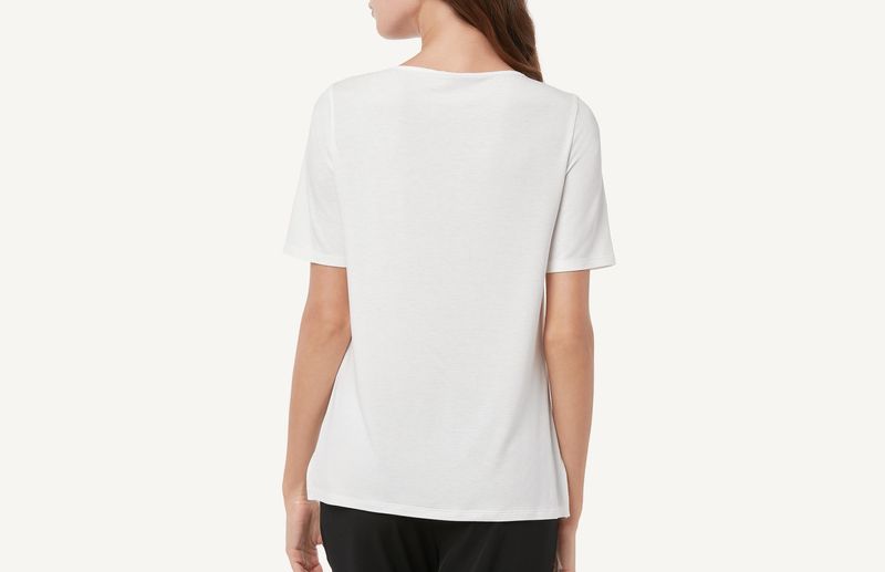 CM109A_2127_2-CAMISOLA-DE-MANGA-CURTA-COM-DECOTE-DE-FOLHOS