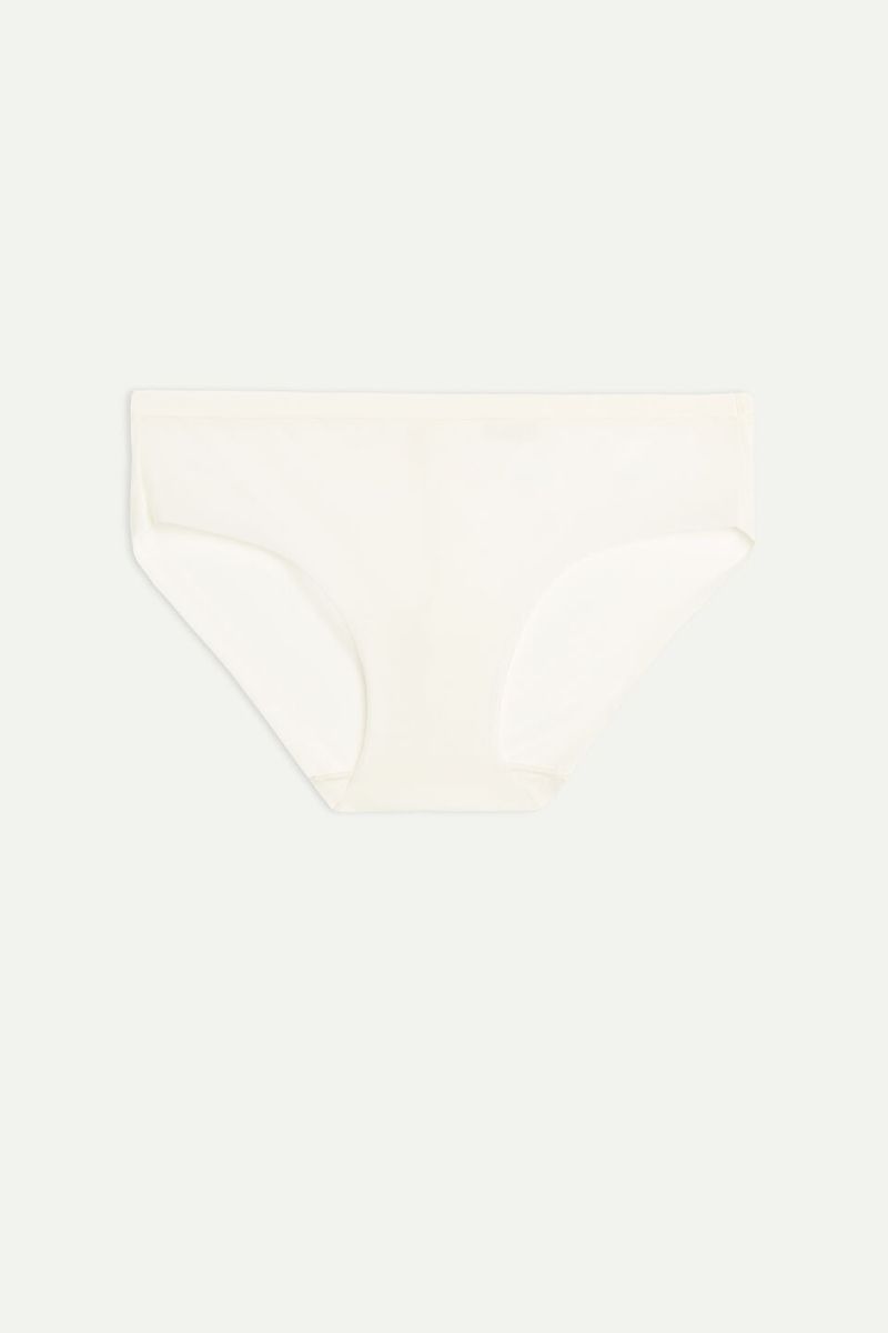 SID95A_2127_10-CUECA-INVISIBLE-TOUCH