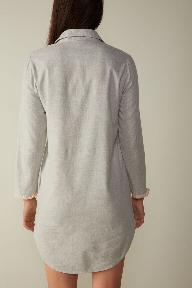 PCN871_833I_2-CAMISA-DE-NOITE-EM-TELA-DE-ALGODAO-ESCOVADO-COTTON-ROUCHES