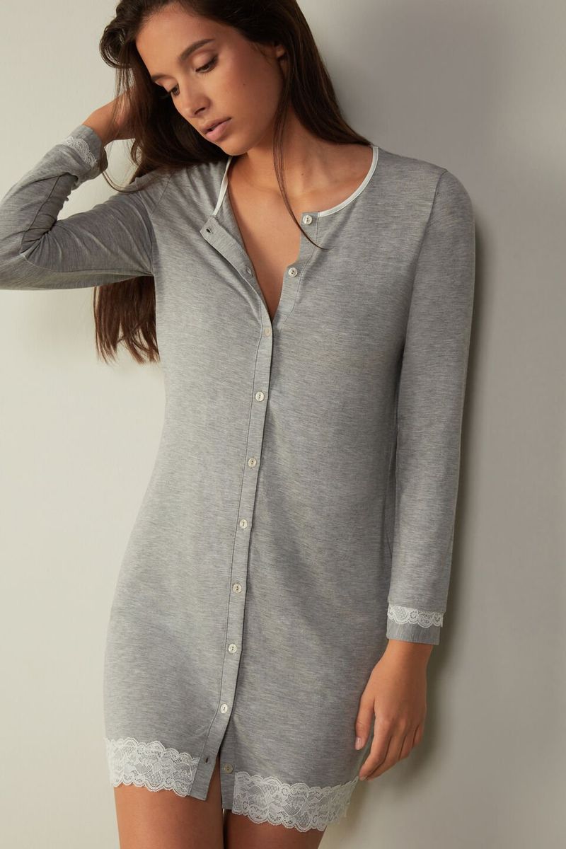 PCN700_031_1-CAMISA-DE-NOITE-ABERTA-COM-DETALHES-EM-RENDA