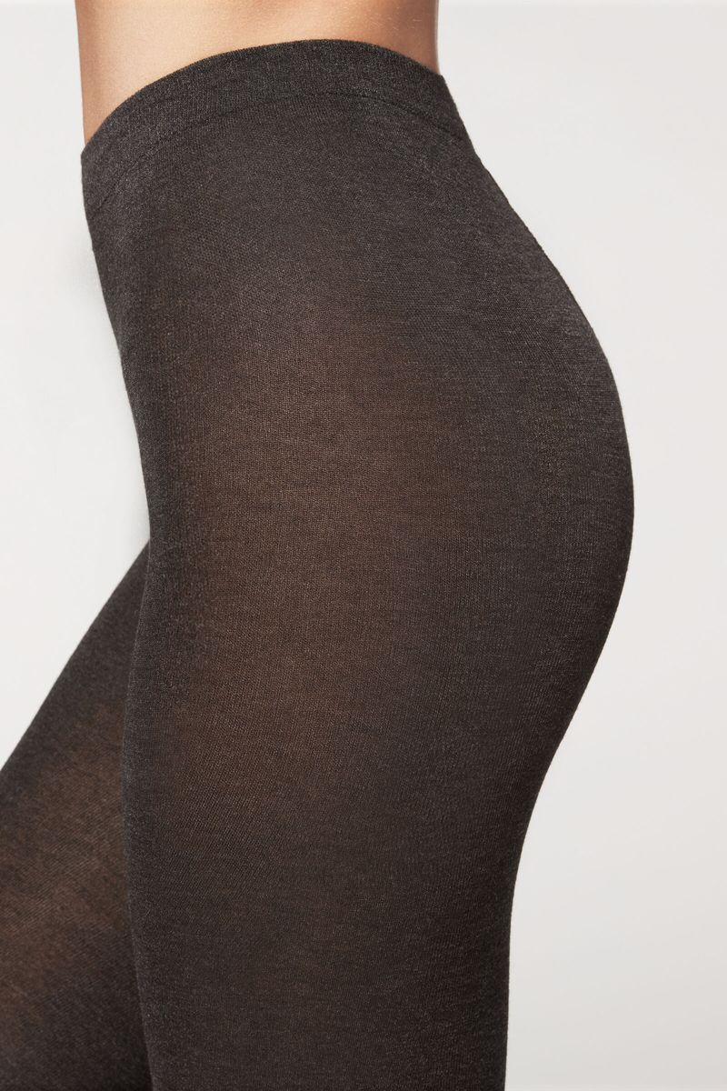 MIC014_4479_V2_6-COLLANTS-COM-CASHMERE-MUITO-OPACO