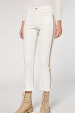 MODP1059_4592_V3_3-JEANS-CROPPED-FLARE-COM-STRASS