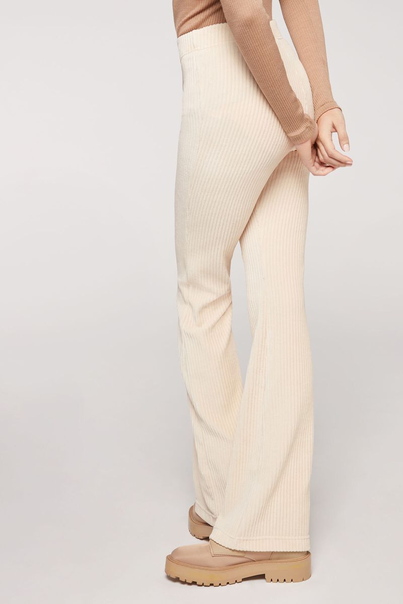 MODP1065_006_V2_1-LEGGINGS-FLARE-EM-VELUDO