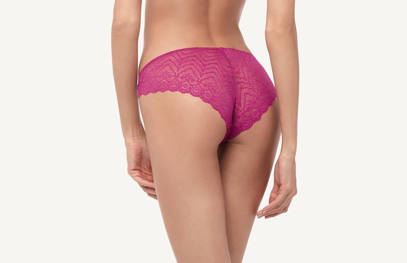 SI89P1_6885_2-CUECA-EM-RENDA-DE-CINTURA-DESCIDA