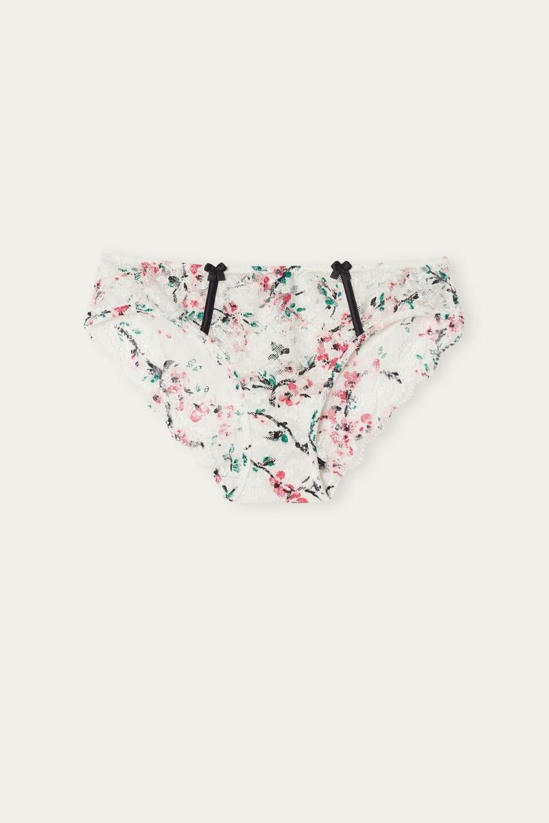 SID2451_869I_10-CUECAS-BLOOM-BLOSSOM