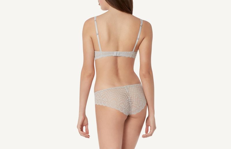 SI89P1_9883_4-CUECA-EM-RENDA-DE-CINTURA-DESCIDA