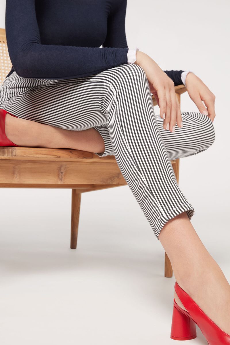 MODP1082_5009_V2_1-JEANS-PUSH-UP-SOFT-TOUCH-ESTAMPADO-RISCAS