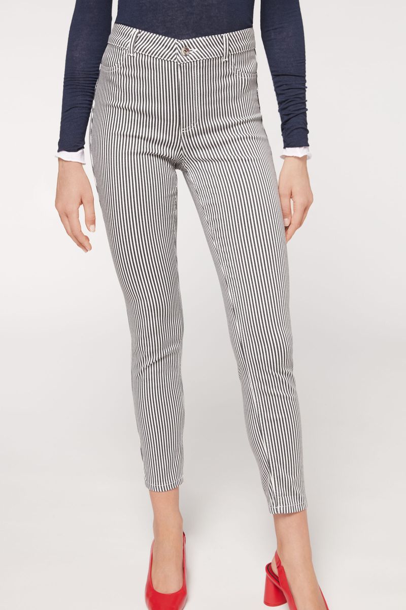 MODP1082_5009_V2_3-JEANS-PUSH-UP-SOFT-TOUCH-ESTAMPADO-RISCAS