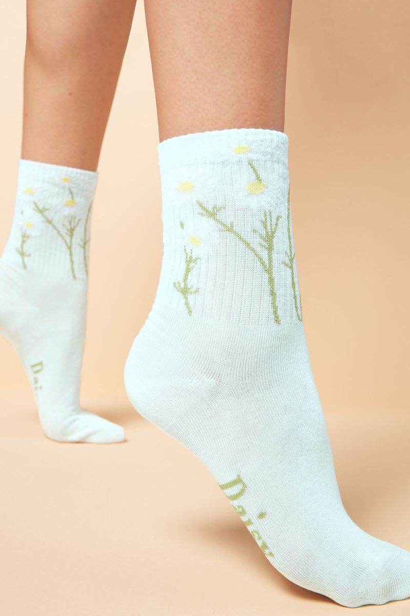 DC0428_9209_3-MEIAS-CURTAS-SPORT-COM-FLORES-ECO