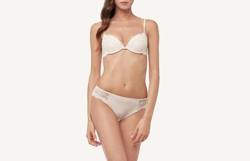 SID1253_2280_3-CUECA-AUTUMN-MACRAME