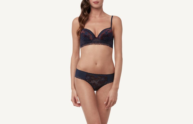 SID1260_7304_3-CUECA-LACE-RETRO