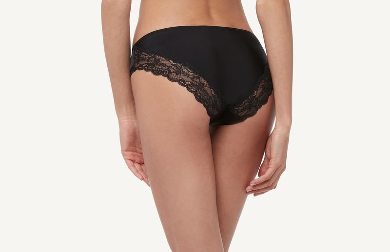 SID1263_019_2-CUECA-SMOOTH-SILK