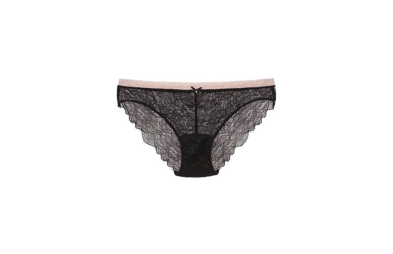 SID1270_7686_10-CUECA-ROSE-FATAL