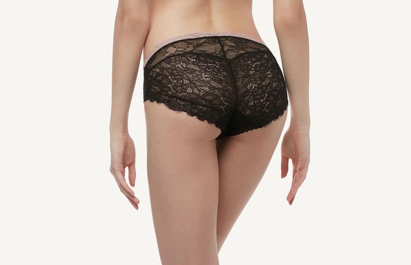 SID1270_7686_2-CUECA-ROSE-FATAL