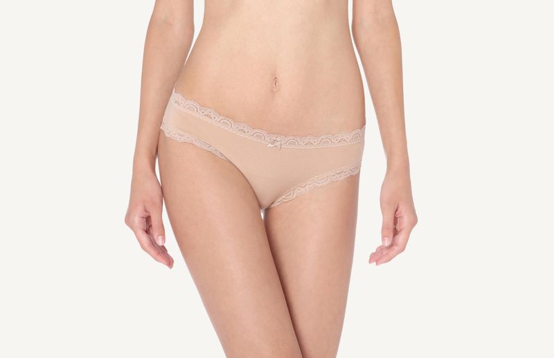 SID89C_044_1-CUECA-EM-ALGODAO-E-RENDA