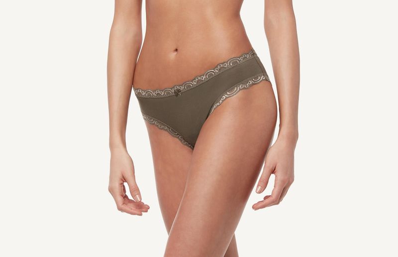 SID89C_7215_1-CUECA-EM-ALGODAO-E-RENDA