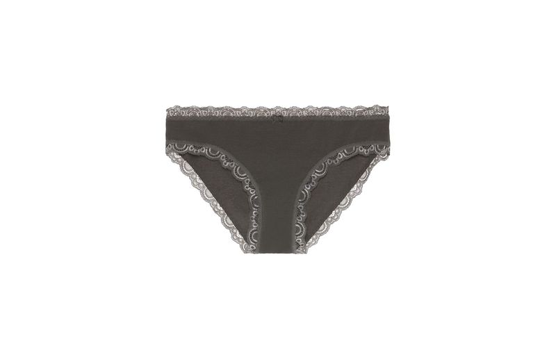 SID89C_7215_10-CUECA-EM-ALGODAO-E-RENDA