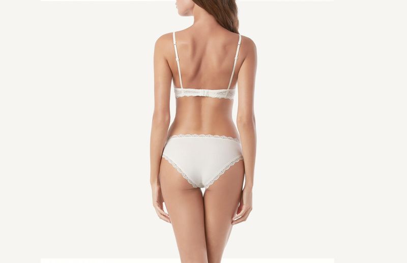 SID89C_002_4-CUECA-EM-ALGODAO-E-RENDA