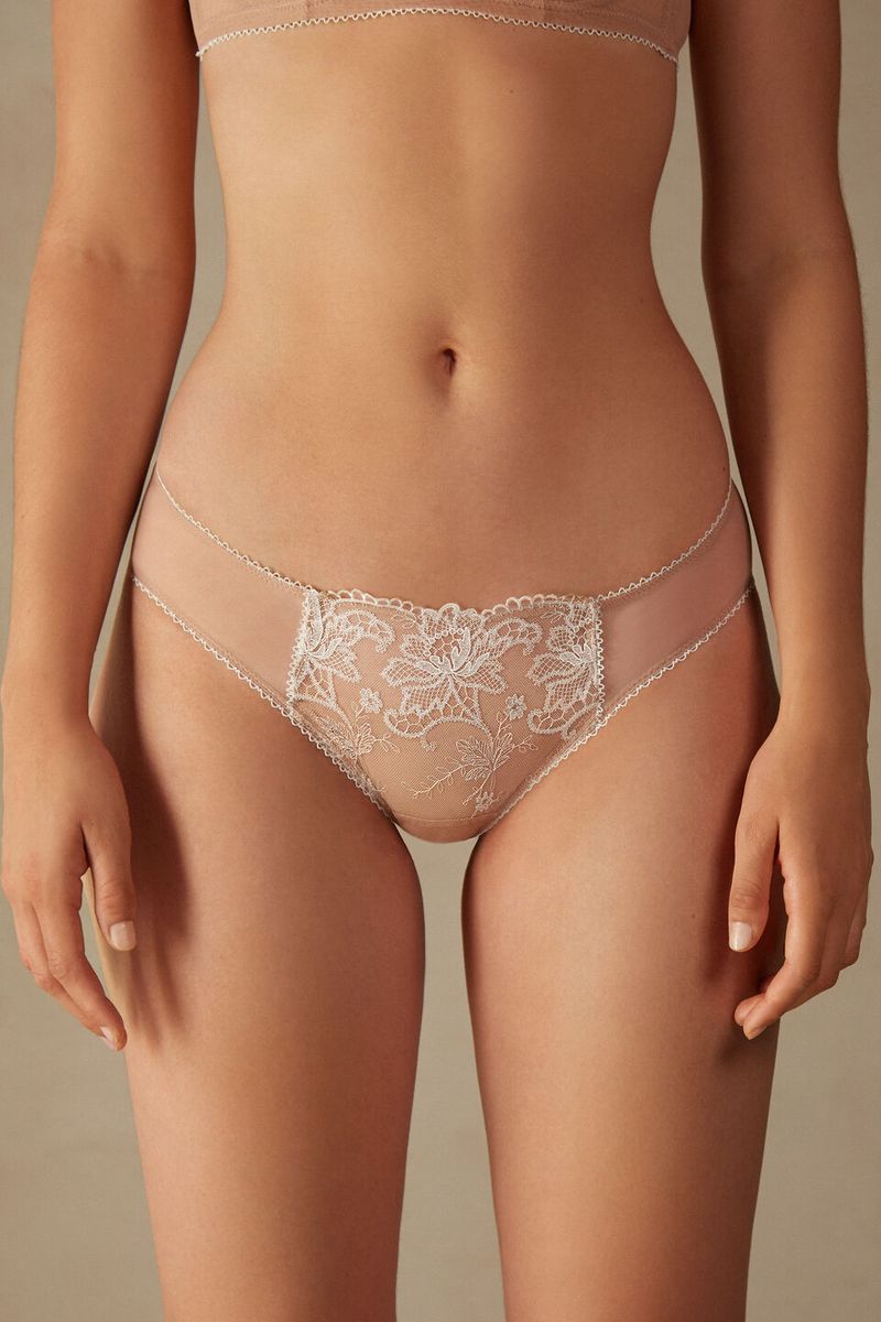 SID2470_989I_3-CUECAS-LOVELY-DAY