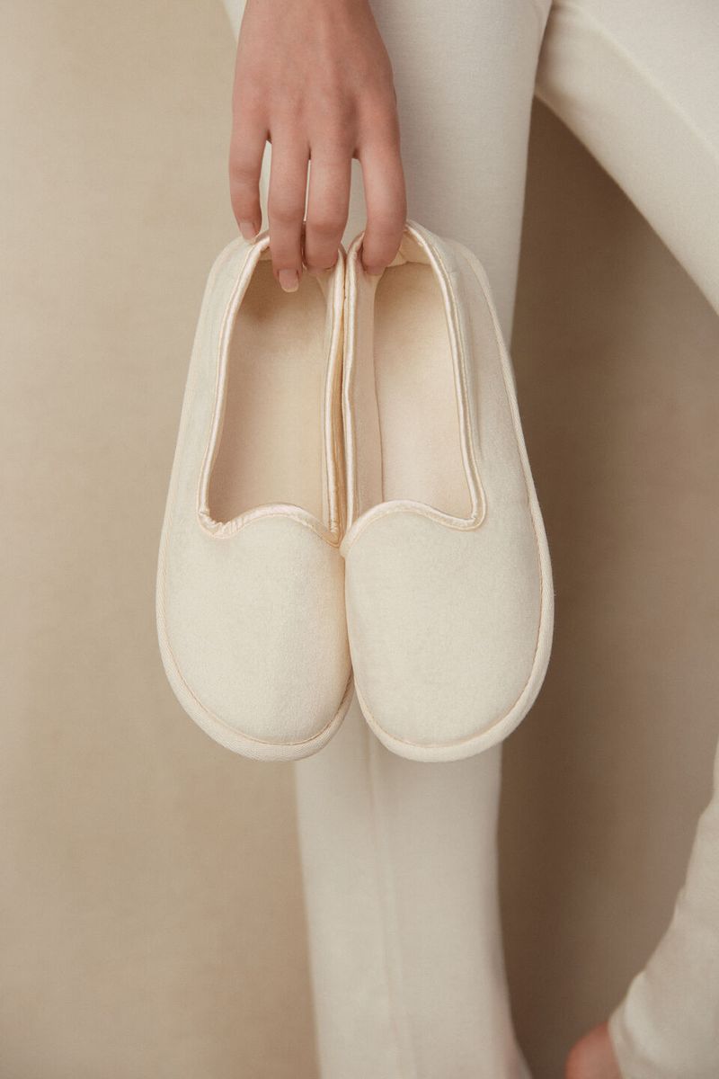 AI078J_5105_1-PANTUFAS-FECHADAS-ESTILO-FRIULIANO