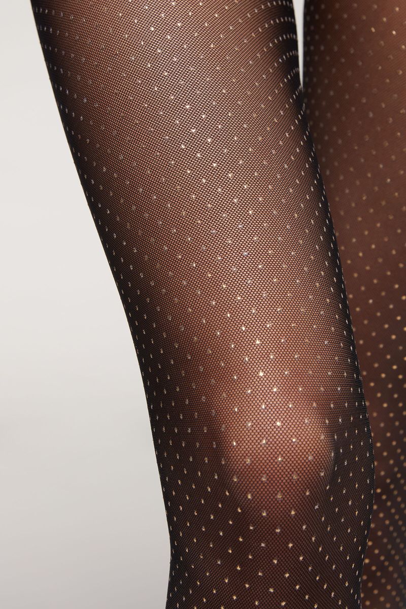 MODC1910_584C_6-COLLANTS-EM-TULE-PADRAO-TACHAS