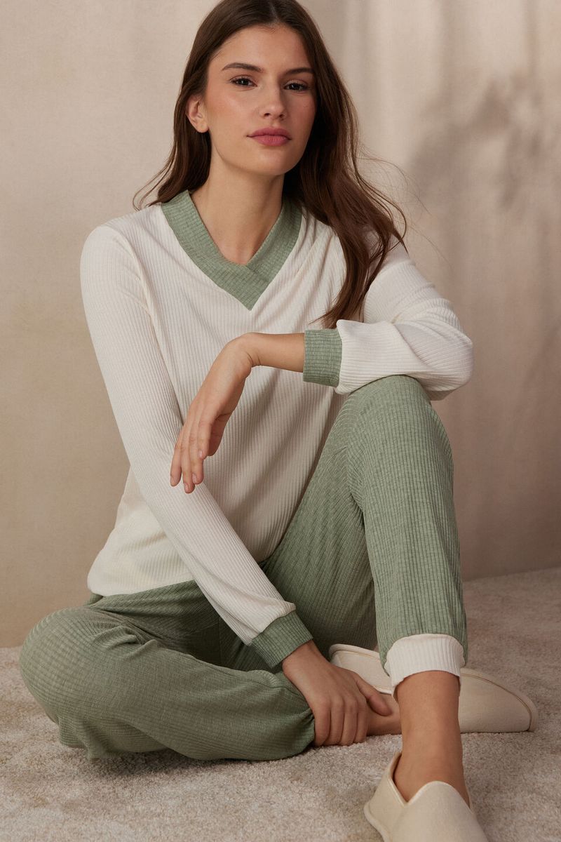CLD913_612I_1-CAMISOLA-COM-DECOTE-EM-V-EM-MODAL-LOST-IN-FIELDS