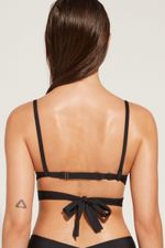 RU01748IS_06_2-