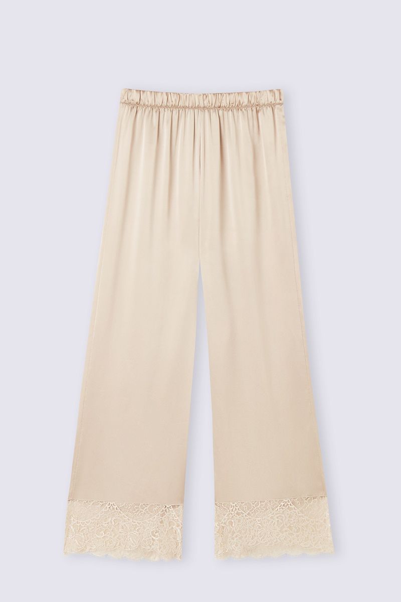 PDL2513_447J_10-CALCA-EM-SEDA-LIVING-IN-LUXE