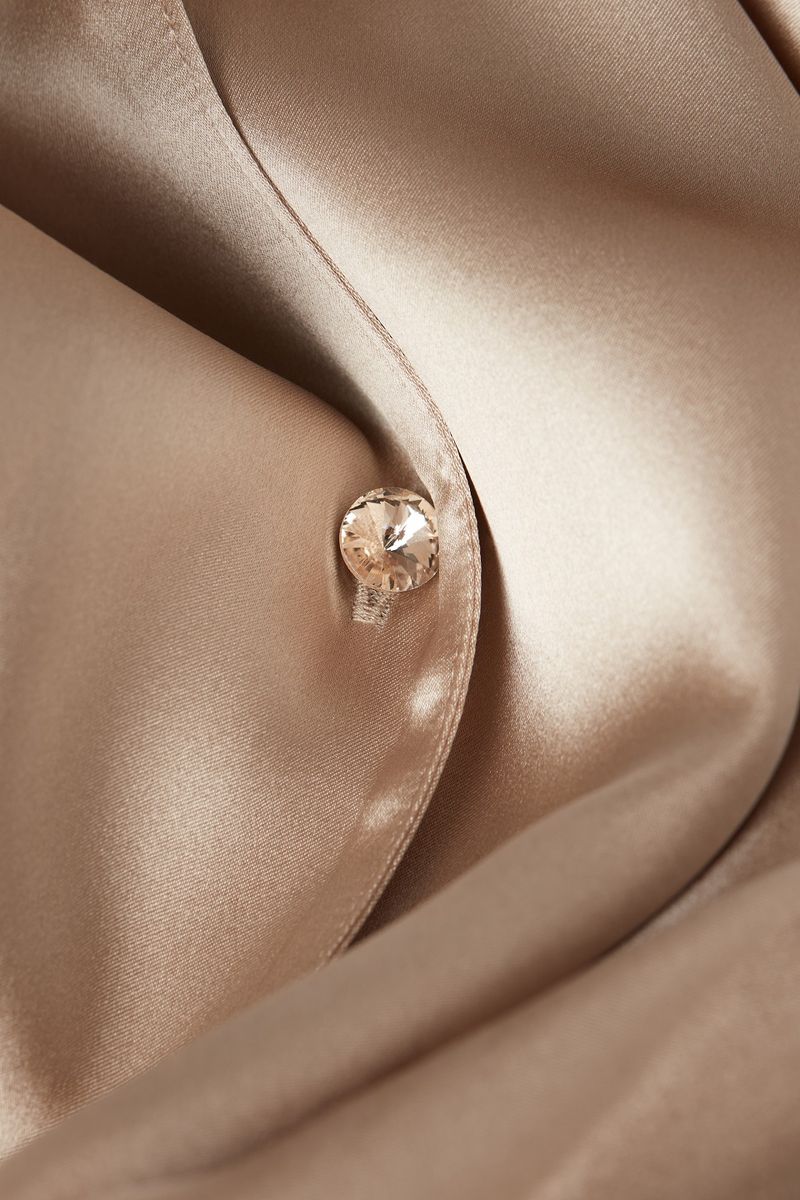 CLD2513_447J_8-CAMISA-MANGA-COMPRIDA-EM-SEDA-LIVING-IN-LUXE