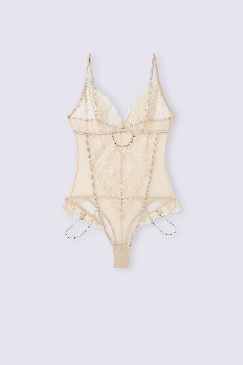 BOD2513_447J_10-BODY-EM-TULE-E-RENDA-LIVING-IN-LUXE