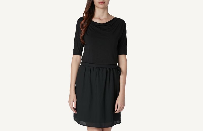 VM100A_019_1-VESTIDO-EM-VISCOSE-COM-DECOTE-TIPO-CAPUZ